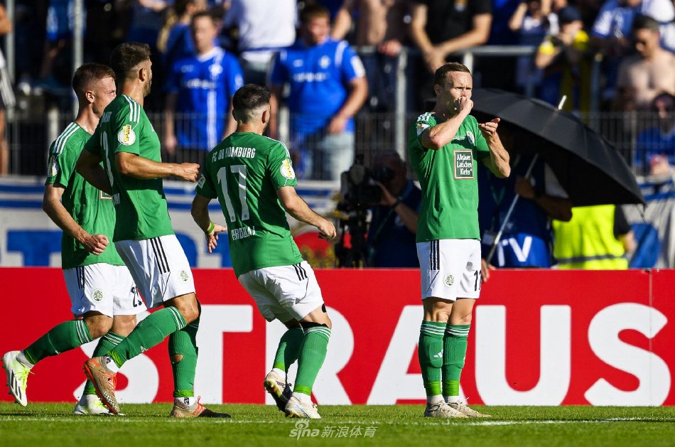 受采访时就 受采访时就